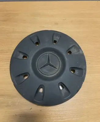 Mercedes-Benz Vito Viano W639 Wheel nut cap/cover A6394010825