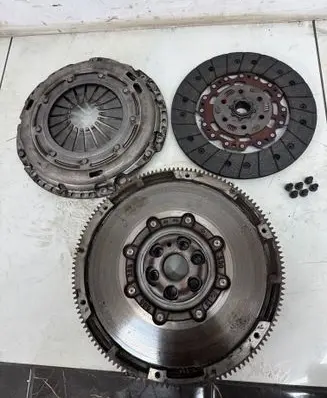 Audi A3 S3 8P Clutch set kit 3082000396