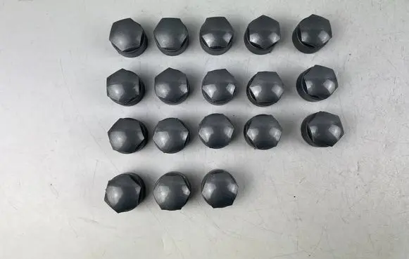 Audi Q4 e-tron Nuts/bolts 4M0601173D 4M0601173A