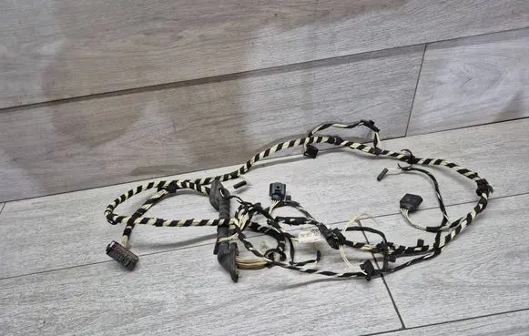 Volkswagen Tiguan Tailgate/trunk wiring harness 5N0971147A