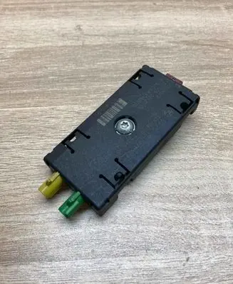 BMW X5 E70 Aerial antenna amplifier 6933328 10819610