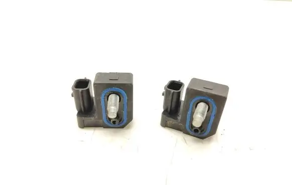 Renault Laguna III Airbag deployment crash/impact sensor 988330001R 6077342008