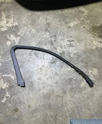 BMW iX Rubber seal front door window/glass 6999013 14121810