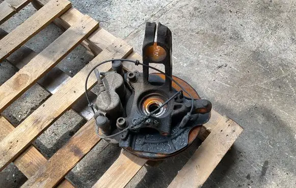 Fiat Ducato Front wheel hub spindle knuckle 01393337080