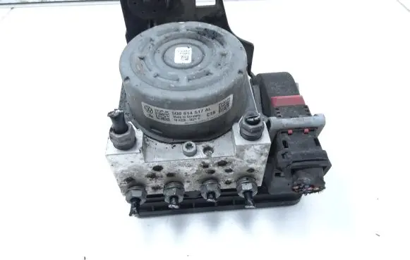 Volkswagen Golf VII ABS Pump 5Q0907379