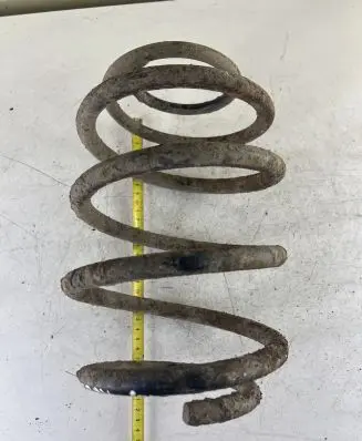 Jeep Cherokee III KJ Rear coil spring