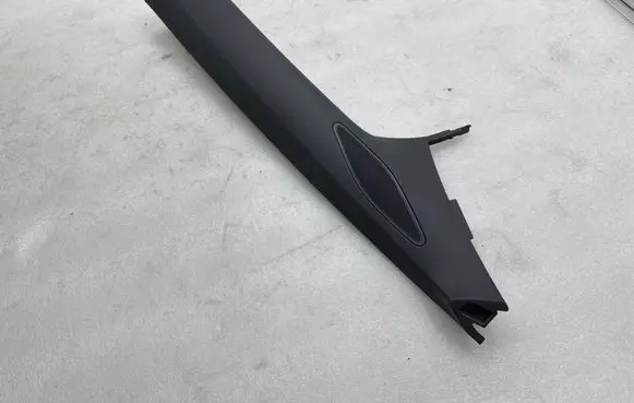 (A) pillar trim