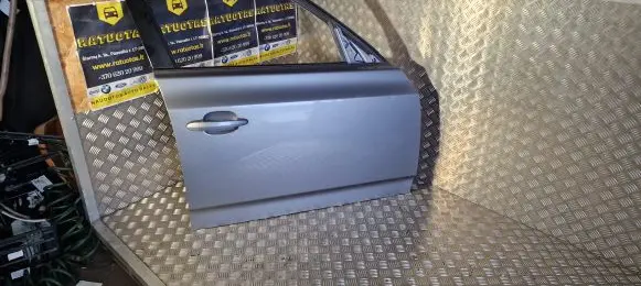 BMW X3 E83 Front door A087
