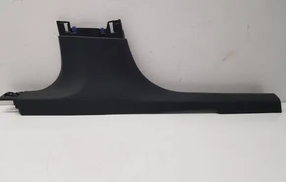 (B) pillar trim (bottom)