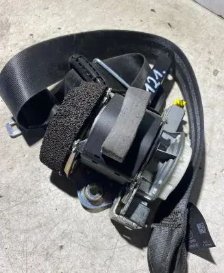 Ford Fiesta Front seatbelt 34019804