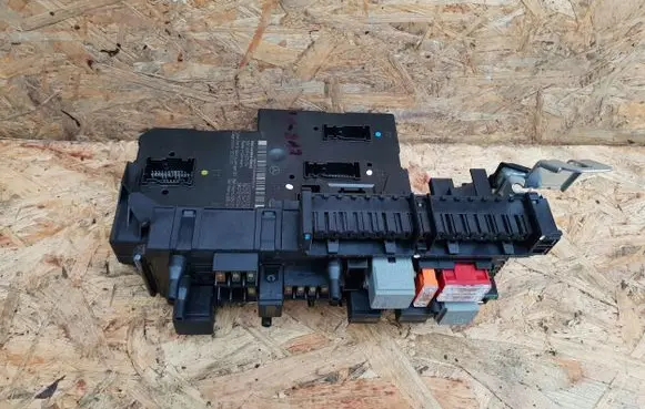 Mercedes-Benz E W212 Other control units/modules 2129003702