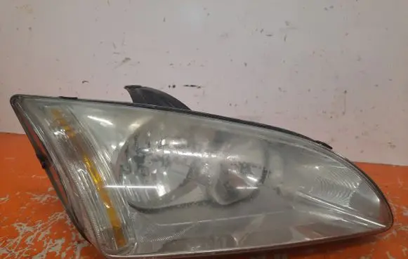 Ford Focus C-MAX Headlight/headlamp 0374D