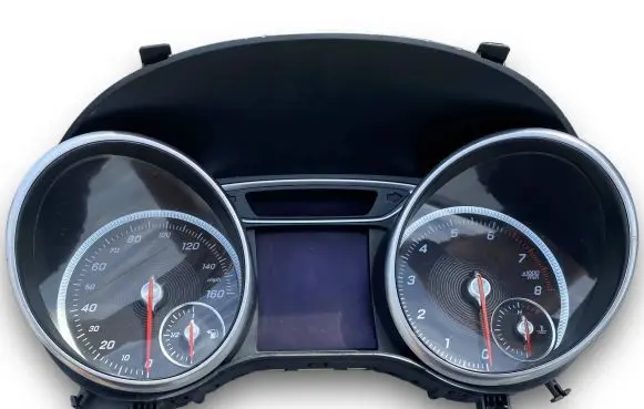 Mercedes-Benz CLA C117 X117 W117 Speedometer (instrument cluster) A1179002102