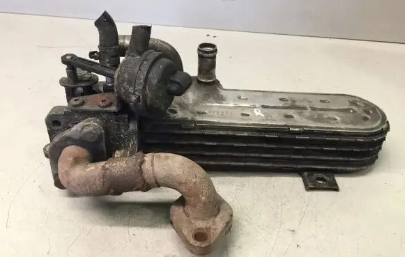 Chrysler Sebring (JS) EGR valve cooler 03G131513K 3255536