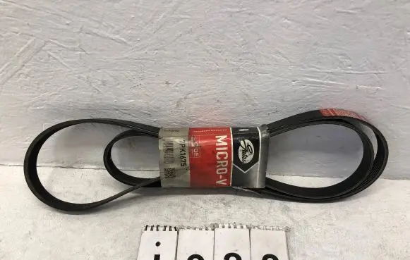 Renault Master III Alternator belt 8200808652