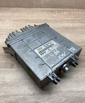 Audi A4 S4 B5 8D Engine control unit/module ECU 028906021GM 0281001658