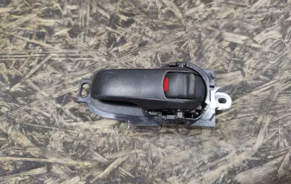 Nissan Tiida C11 Front door interior handle