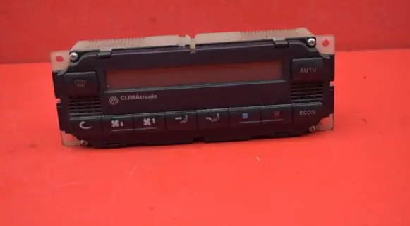 Volkswagen Golf IV Climate control unit 3B1907044B