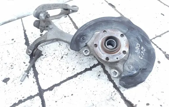 Audi A6 S6 C6 4F Front wheel hub spindle knuckle 4F0258