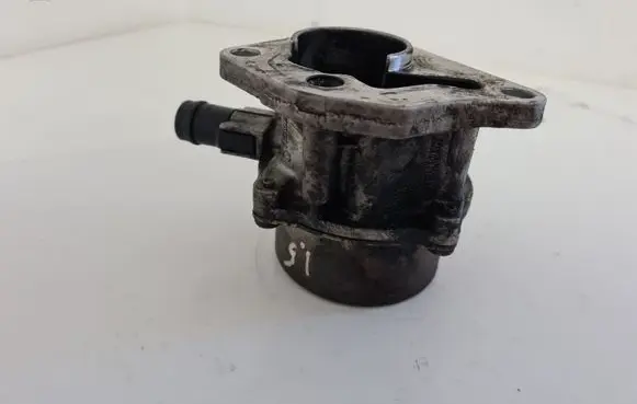 Renault Kangoo I Vacuum pump