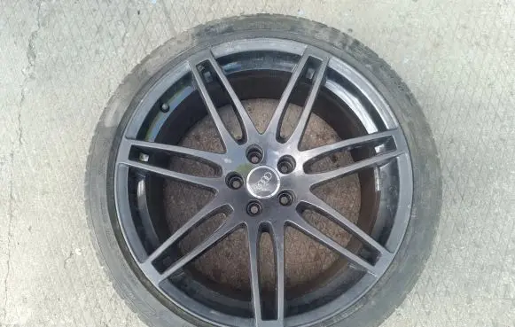 Audi S5 R20 alloy rim 8T0601025DE