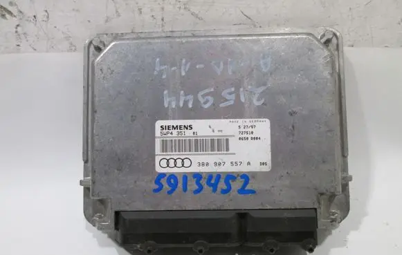 Audi A4 S4 B5 8D Engine control unit/module 3B0907557A 5WP4351