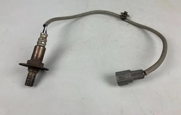Subaru Legacy Lambda probe sensor 22690AA810