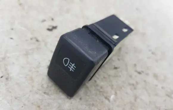 Subaru Legacy Fog light switch NOCODE