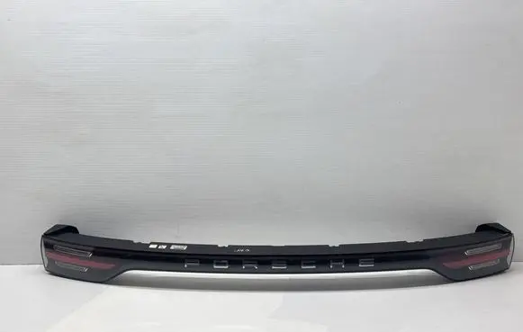 Porsche Cayenne (9Y0 9Y3) Tailgate rear/tail lights 9Y0945081J 20640002