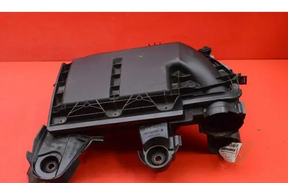 Peugeot 4008 Air filter box 9673061080
