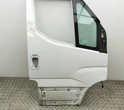 Iveco Daily 6th gen Front door 5801519999