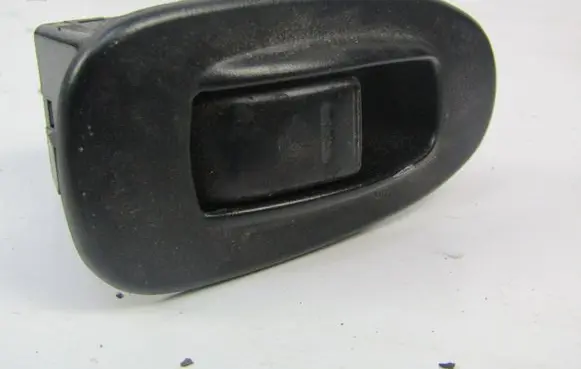 KIA Sephia Electric window control switch 