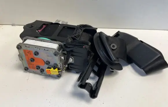 Audi A6 S6 C7 4G Front seatbelt 4G8857706D