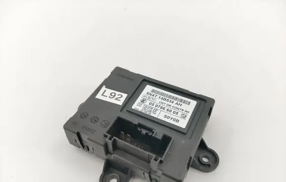 Ford Focus Door control unit/module 6N4T14B534AH