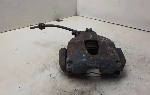 Renault Megane II Front brake caliper