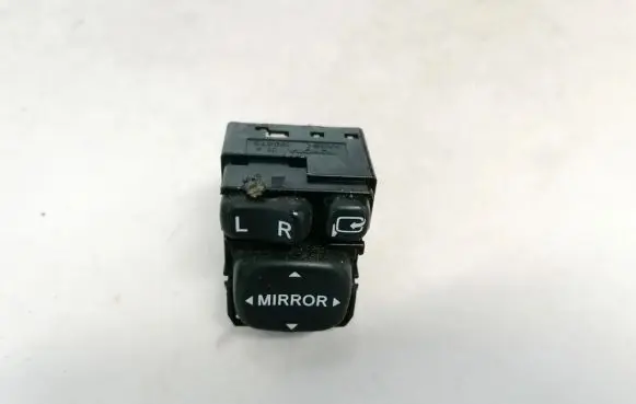 Toyota Avensis T250 Wing mirror switch 183575