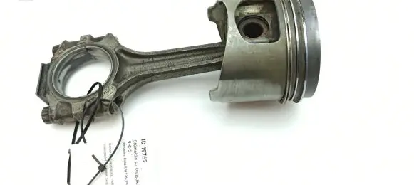 Mercedes-Benz S W126 Piston with connecting rod 11004