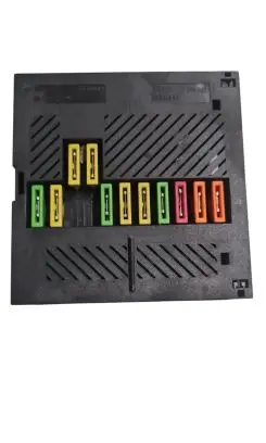 BMW 7 E65 E66 Fuse module 7510638