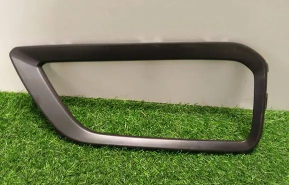 Hyundai Kona I Under headlight/headlamp trim 86564J9000