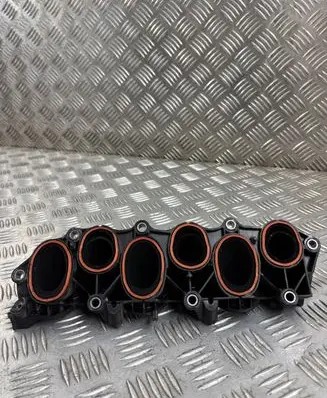 Audi Q7 4M Intake manifold 059129765D