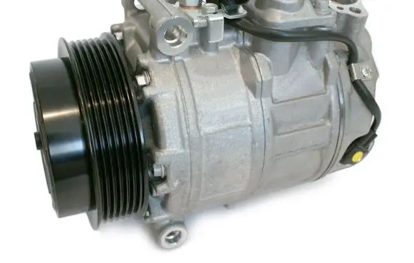 Mercedes-Benz C W204 Air conditioning (A/C) compressor (pump) A0032304811 0022308411