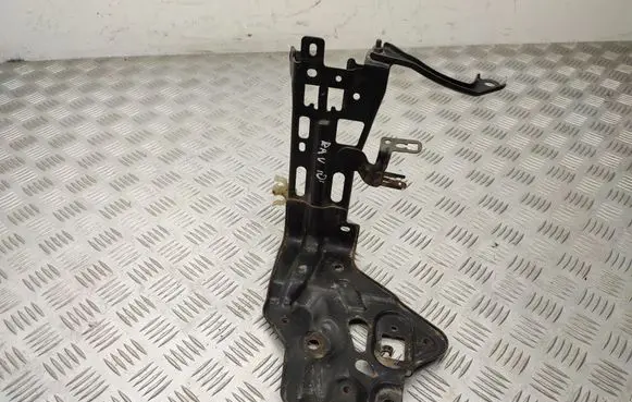 Toyota RAV 4 (XA30) Air filter cleaner box bracket assembly 1711926030