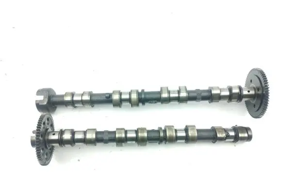 Toyota Avensis T270 Camshaft 