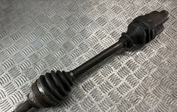 Hyundai Trajet Front driveshaft
