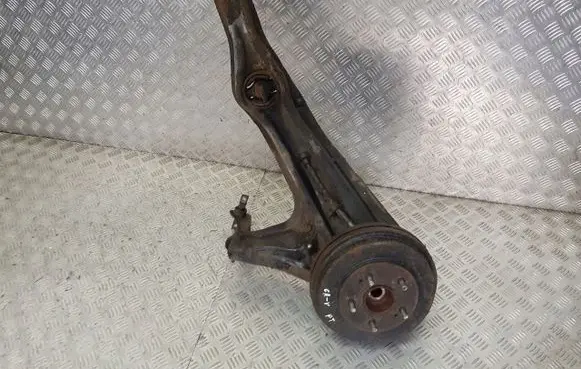 Honda CR-V Stub axle 