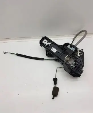 Infiniti Q30 Rear door lock 0000003757 826105DM0A 2015020520664
