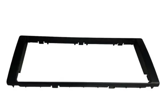 Radio/GPS head unit trim