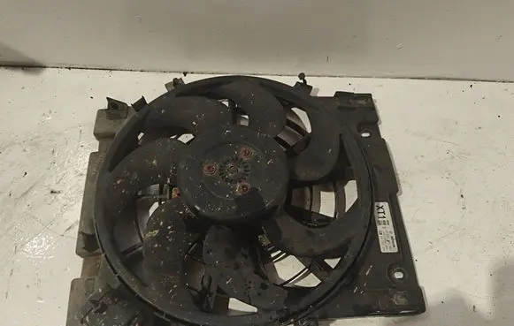 Opel Zafira B Electric radiator cooling fan 0130303302 13147279