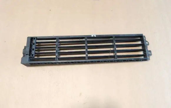 Nissan Qashqai Intercooler air guide/duct channel A24041153212 110949106 16111244710