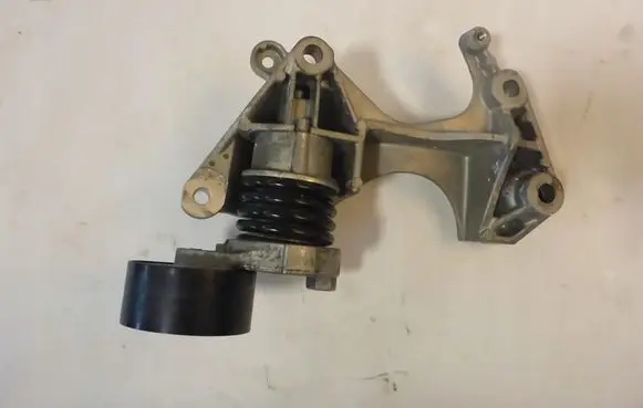 Nissan Micra K14 Generator/alternator bracket 